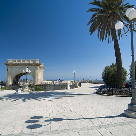 Centrum Rooms Cagliari Buitenkant foto