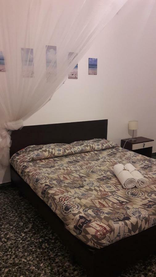 Centrum Rooms Cagliari Buitenkant foto